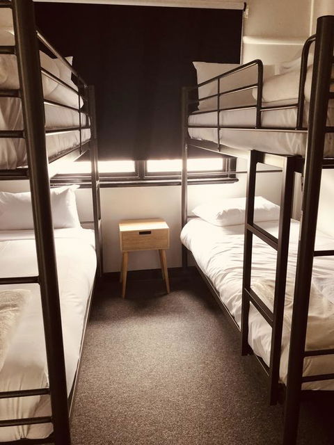 Empire Hotel Beechworth - Local Tourism 3