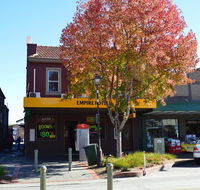 Empire Hotel Goulburn - Australia Shopping