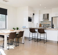 Endsleigh II - Cosy 2 Bedroom Villa Free Wifi Near CBD - Accommodation Australia