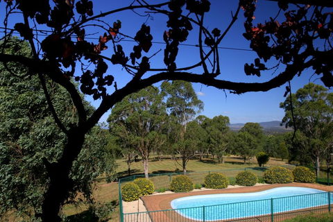 Englewood Ridge - Australia Shopping 3