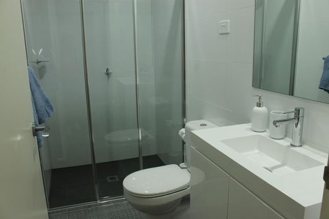 Enjoyable Holiday Home For Group Six - Accommodation Australia 2