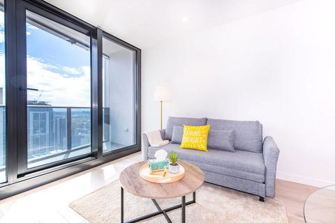 EQ Tower Luxury 1 Bedroom Central Melbourne - Accommodation Australia 2