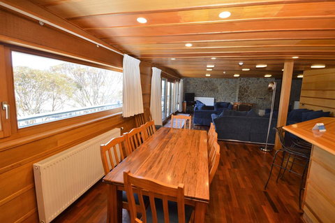 Eremo Lodge 1 - Australia Shopping 3