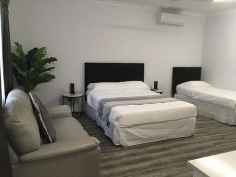 Escape On Lake - Accommodation Australia 3