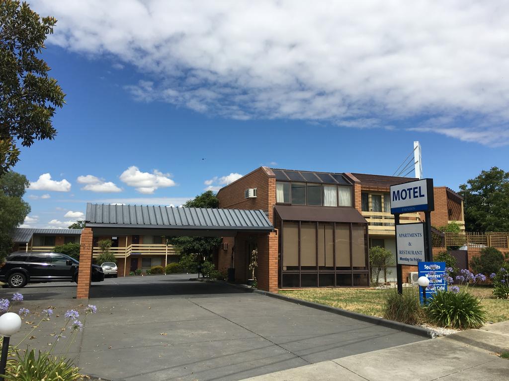 Essendon North VIC Australia Shopping