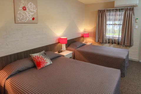 Everton Park Hotel - Accommodation Australia 1