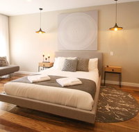 EVOLVE Near Adelaide CBD - Netflix / Wine / Lock up Garage - Australia Shopping