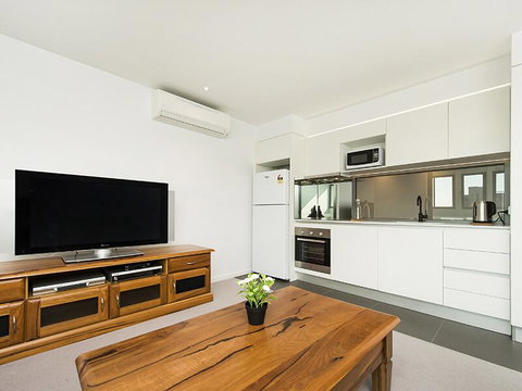 Executive Luxury Apartment - Accommodation Australia 2