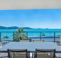 Executive on Whisper Bay - Cannonvale - Accommodation Australia