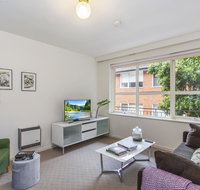 Family-friendly apartment in green Glen Iris - Australia Shopping