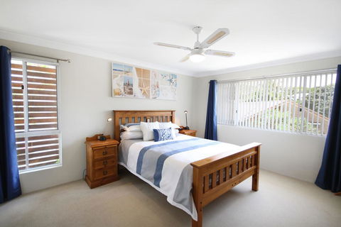 FANTASTIC HOLIDAY UNIT IN A PERFECT LOCATION - Accommodation Australia 3