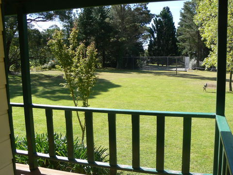 Federation Gardens & Possums Hideaway - Bed n Breakfasts 3