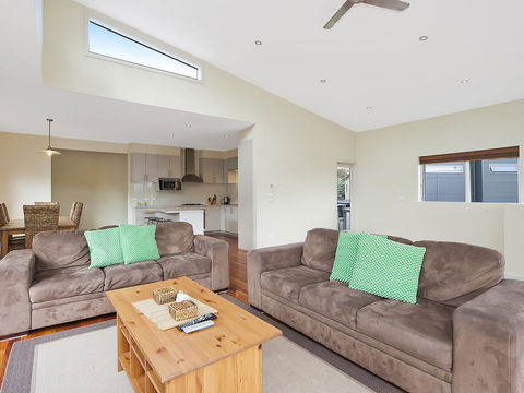 Felicity - Accommodation Australia 3