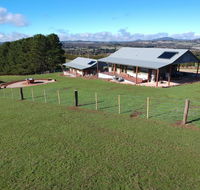 Fellcroft Farmstay - Australia Shopping