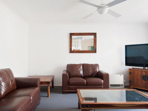 Fingal Waves @ Fingal Bay NSW - Accommodation Australia 2