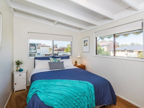 Finlay's Retreat - Pet Friendly House - Yamba - Accommodation Australia 2