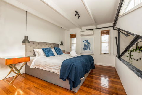 Fitzroy Converted Warehouse Penthouse - Accommodation Australia 1
