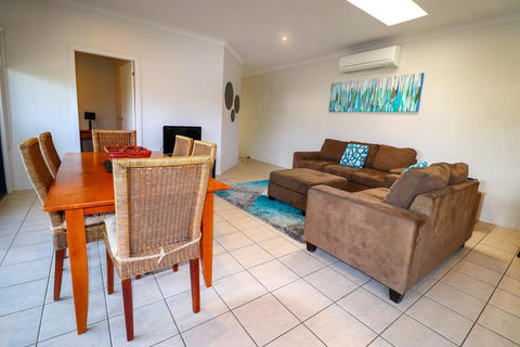 Flexi At Belmont - Accommodation Australia 3