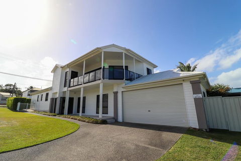 Flexi At Belmont - Accommodation Australia 0