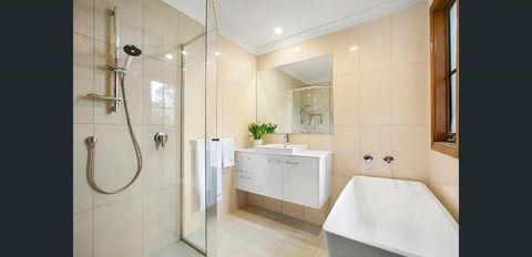 Floraison Red Hill - Accommodation Australia 2