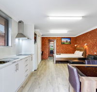 Fossicker Caravan Park - Australia Shopping