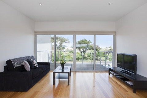 Four Kings Apartment - Deluxe 2br #3 - Accommodation Australia 1
