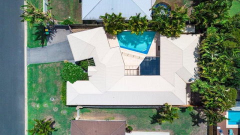 Frangipani Hideaway - Local Tourism 3