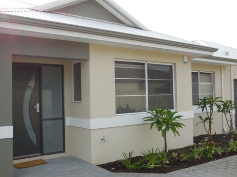 Frangipani Villa Innaloo - Accommodation Australia 0