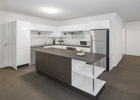 FV4006 Apartments - Accommodation Australia 3