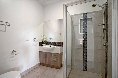 GALBRAITH BEACH STUDIO 2 - Australia Shopping 2