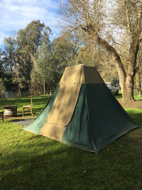 Gentle Annie Caravan Park - Australia Shopping 2