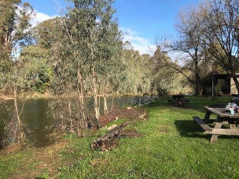 Gentle Annie Caravan Park - Australia Shopping 3