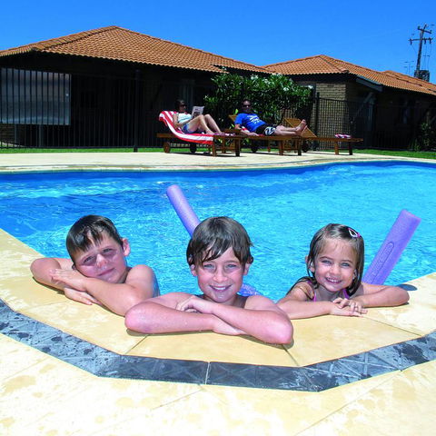 Geraldton's Ocean West Holiday Units & Short Stay Accommodation - Accommodation Australia 3