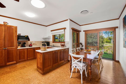 Getaway Haven In The Noosa Surrounds - Accommodation Australia 2