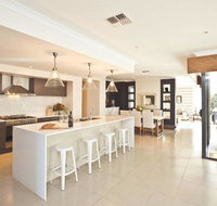 Getaway on Poplars - Comfortable and well-appointed - Accommodation Australia