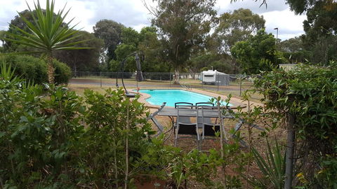 Getaway Tourist Park - Accommodation Australia 0