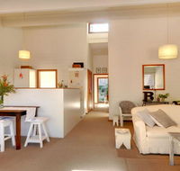 Gibraltar Getaway - cute comfortable  close to town - Accommodation Australia