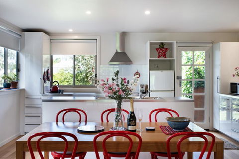 Giraffe Manor - Australia Shopping 0