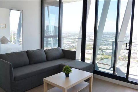 Gladly Inn 2802 - Australia Shopping 2