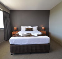 Gladstone Reef Hotel Motel - Accommodation Australia