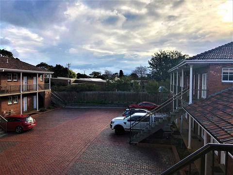 Glen Inn - Australia Shopping 1