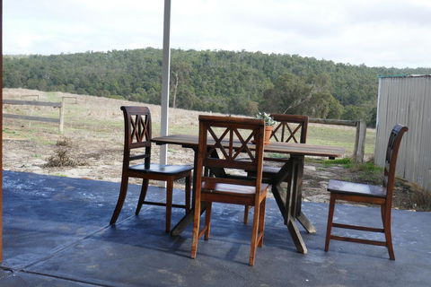 Glen Mervyn Lodge - Australia Shopping 1