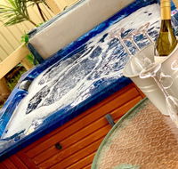 Glenway House Spa Oasis Rockingham - Australia Shopping