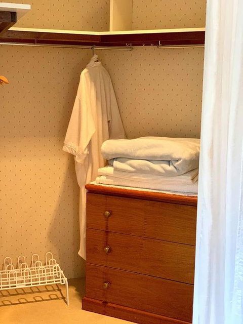 Glenway House, Spa Oasis Rockingham - Australia Shopping 3