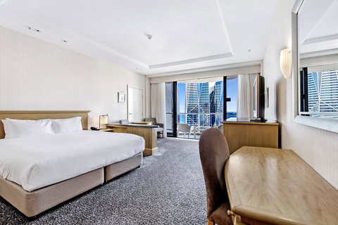 Gold Tower Private Hotel Suite With Ocean Views - Australia Shopping 3