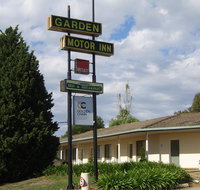Golden Chain Garden Motor Inn Gundagai - Australia Shopping