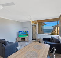 Golden Sands Apartment 10 - Australia Shopping