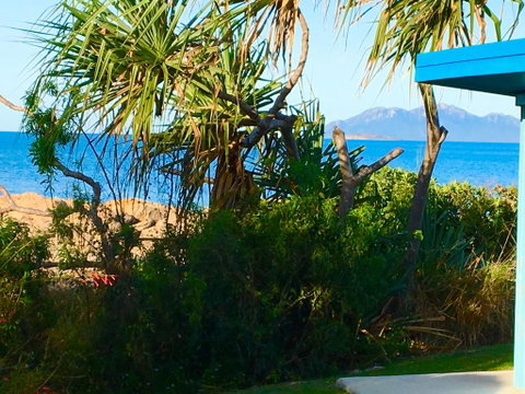 Golden Sands Beach House - Accommodation Australia 1