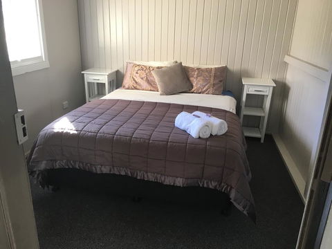 Goondihill Hotel - Local Tourism 3
