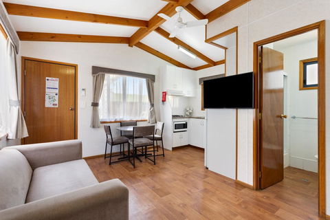Goulburn South Caravan Park - Accommodation Australia 0